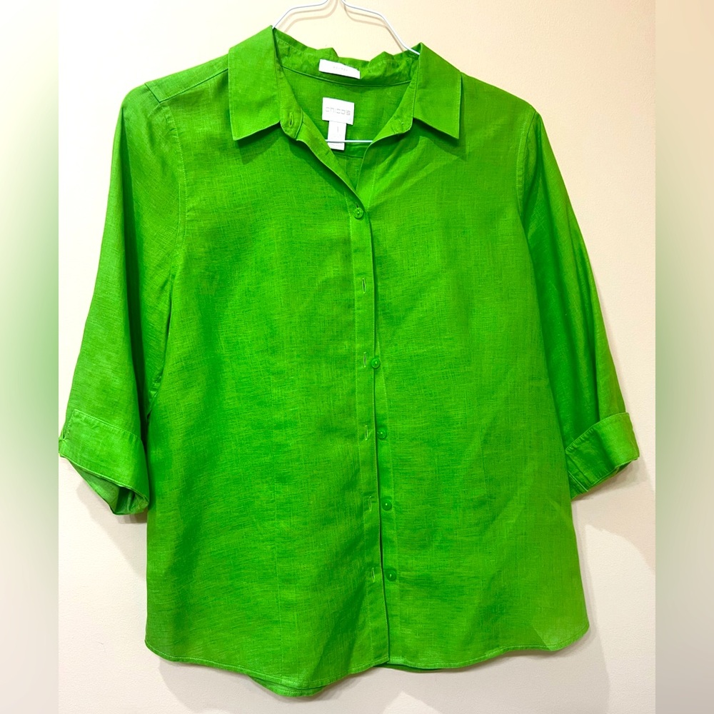 Chicos, size 1, 100% linen tunic, green, no iron, like new, used once.
